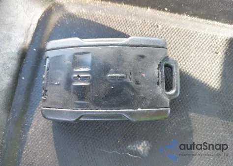 2014 Chevrolet Silverado 1500 1Lt из США, поврежденный, VIN 1GCVKREC0EZ406709